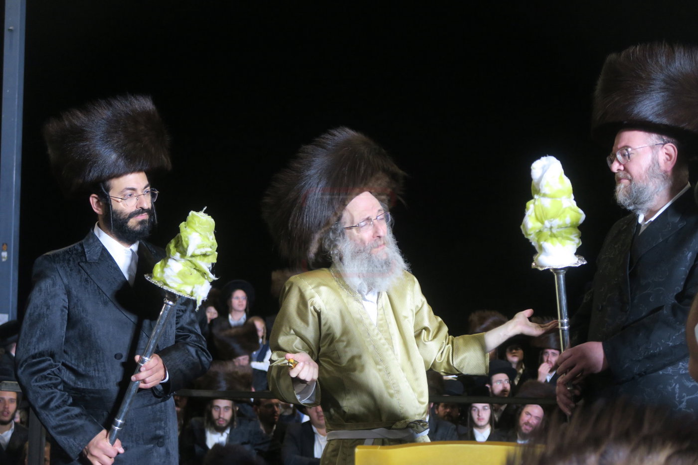 הרה"צ רבי אלימלך בידרמן באמירת הסליחות