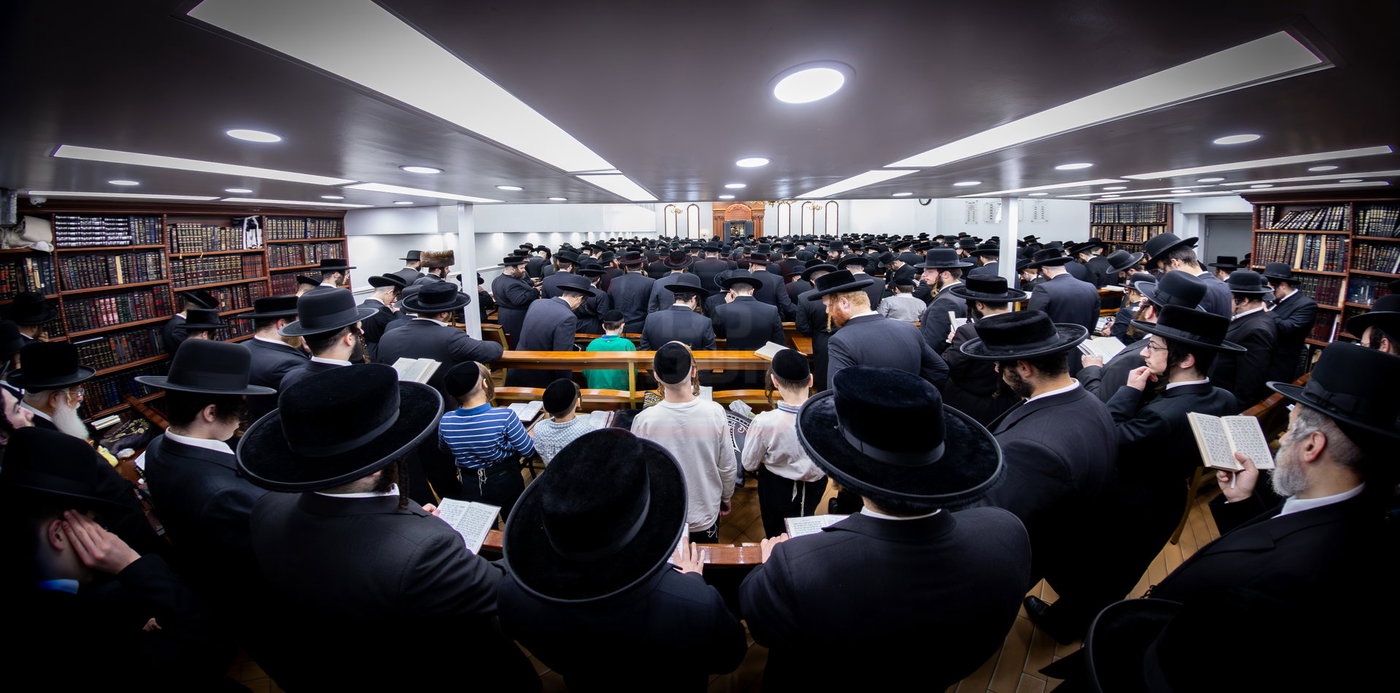 סליחות ראשונות בחצ"ק תולדות צבי ד'ספינקא