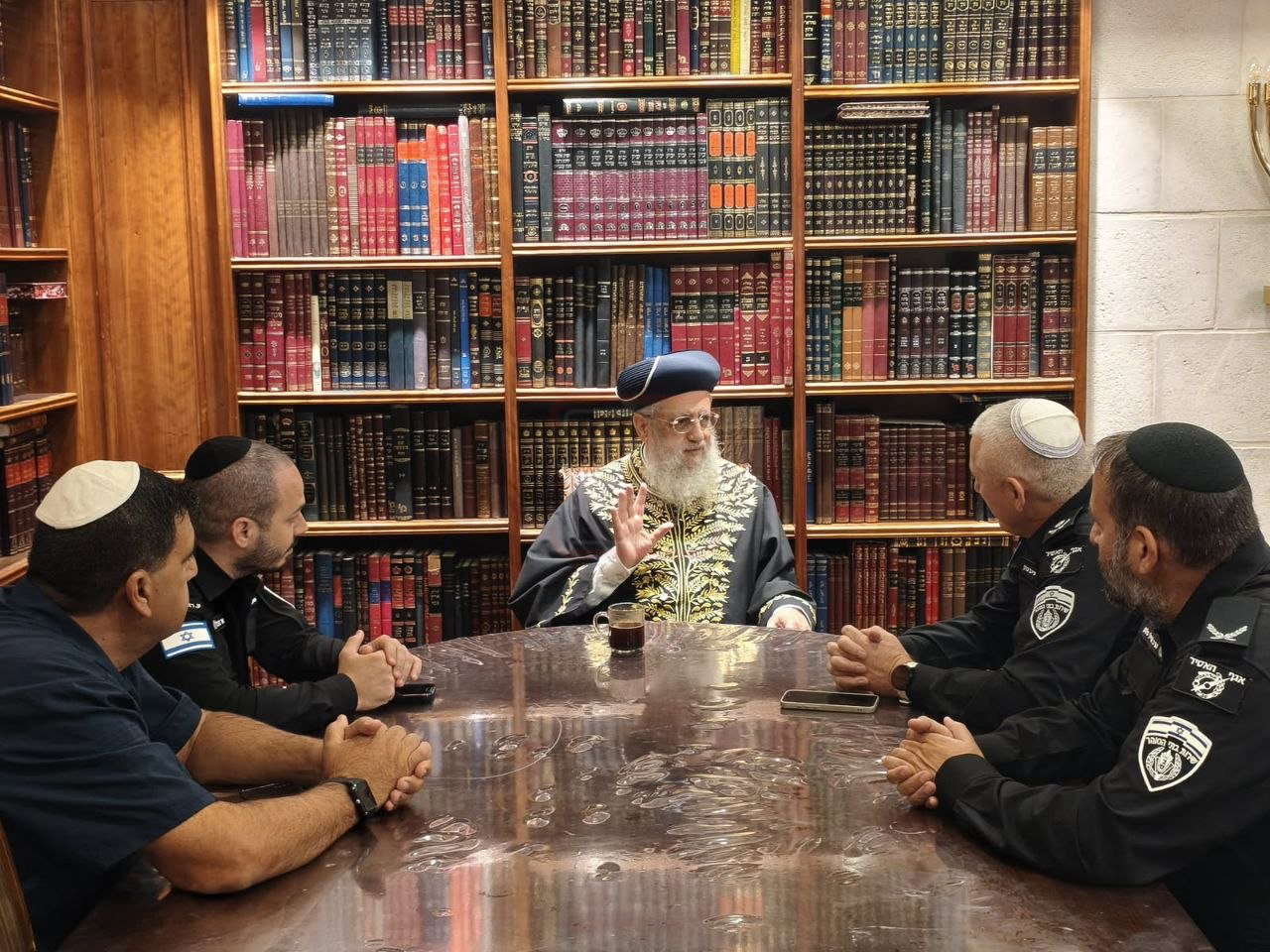 ראש הישיבה שסירב להודות למקלב | 'זופניק בכיכר' עם כל התמונות, הנייעס והחשיפות של השבוע