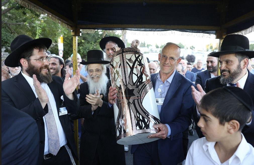 ראש הישיבה שסירב להודות למקלב | 'זופניק בכיכר' עם כל התמונות, הנייעס והחשיפות של השבוע