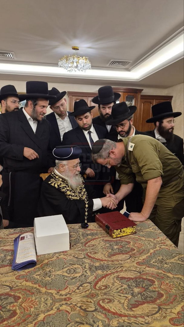 ראש הישיבה שסירב להודות למקלב | 'זופניק בכיכר' עם כל התמונות, הנייעס והחשיפות של השבוע
