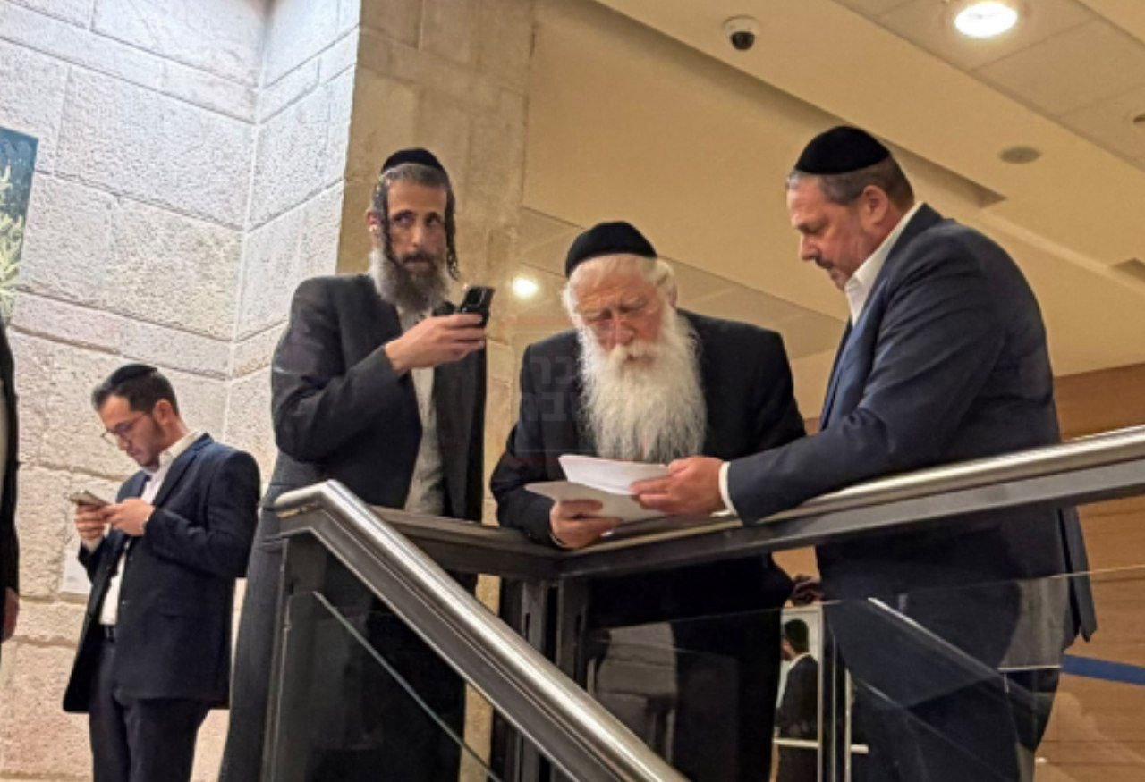 ראש הישיבה שסירב להודות למקלב | 'זופניק בכיכר' עם כל התמונות, הנייעס והחשיפות של השבוע