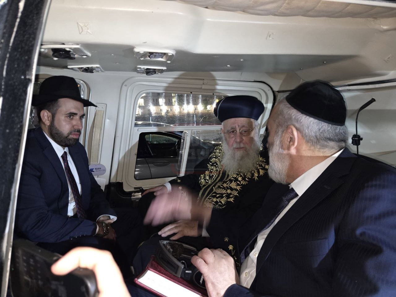 ה"ג'וב" החדש של גפני | 'זופניק בכיכר' עם כל התמונות, הנייעס והחשיפות של השבוע