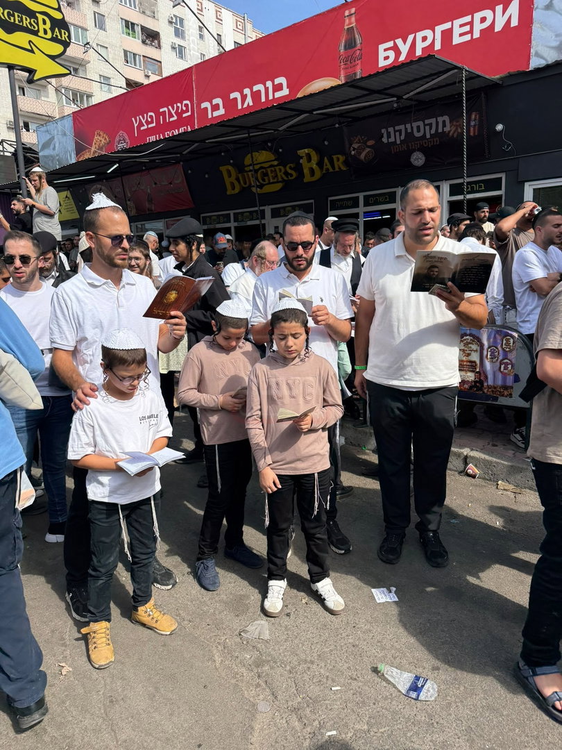 ה"ג'וב" החדש של גפני | 'זופניק בכיכר' עם כל התמונות, הנייעס והחשיפות של השבוע