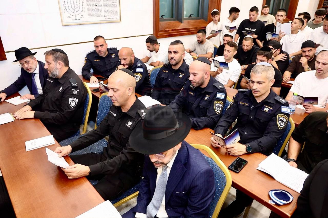 ה"ג'וב" החדש של גפני | 'זופניק בכיכר' עם כל התמונות, הנייעס והחשיפות של השבוע