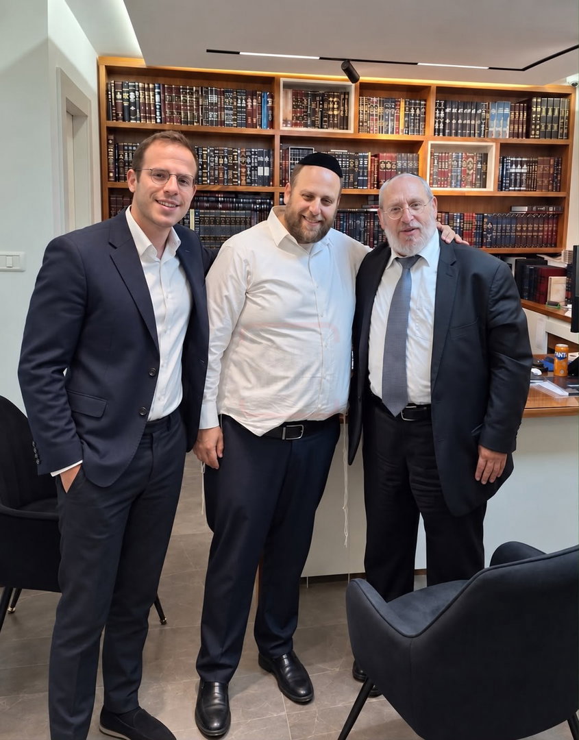 ה"ג'וב" החדש של גפני | 'זופניק בכיכר' עם כל התמונות, הנייעס והחשיפות של השבוע