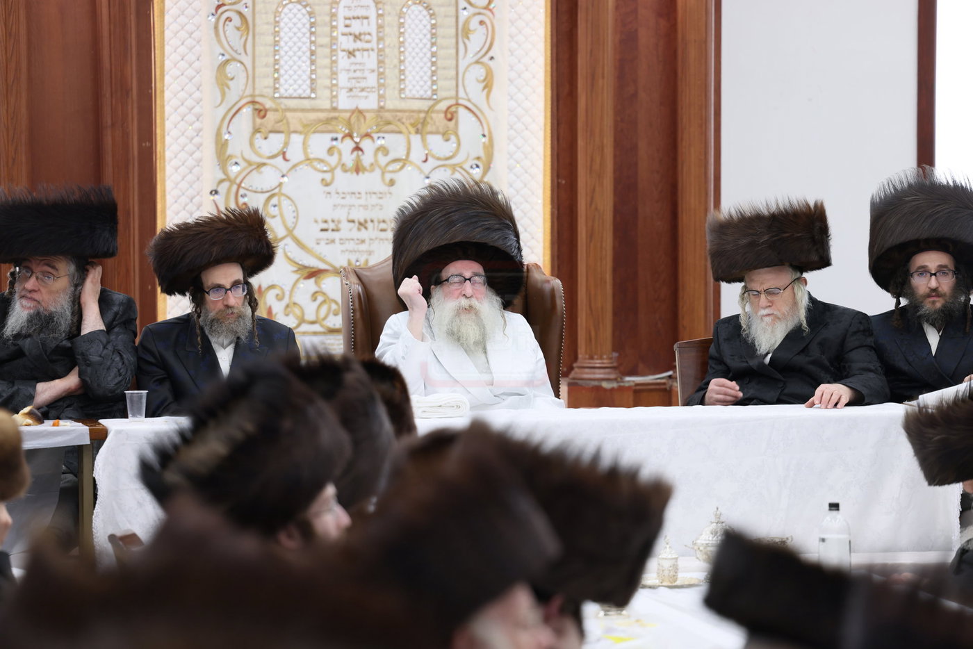 ימי החג בחצה"ק תולדות צבי דספינקא