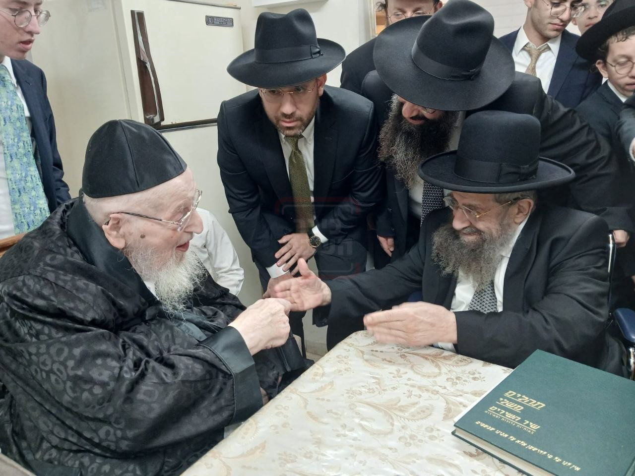 'זופניק בכיכר' עם כל התמונות, הנייעס והחשיפות של חג הסוכות