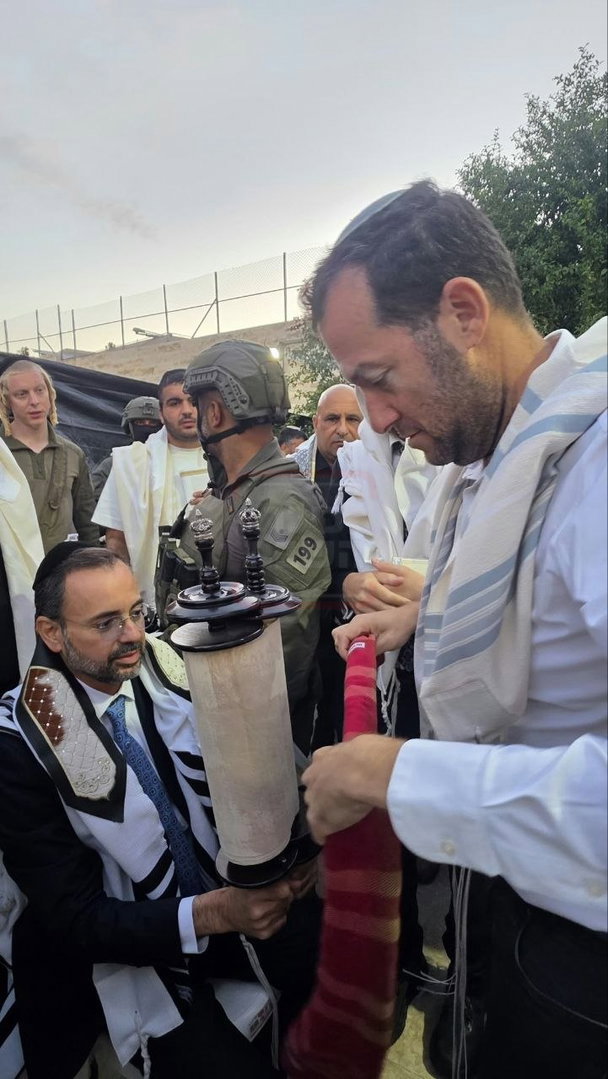 'זופניק בכיכר' עם כל התמונות, הנייעס והחשיפות של חג הסוכות