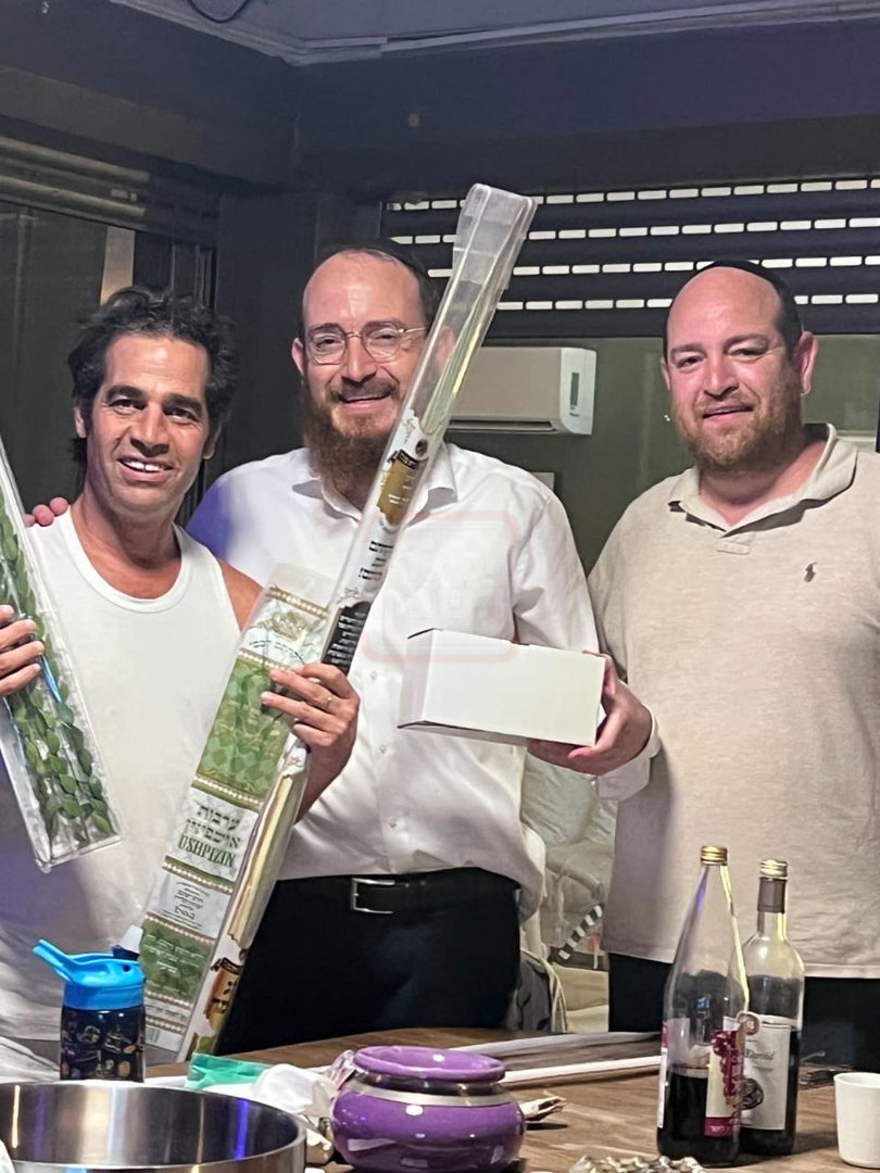 'זופניק בכיכר' עם כל התמונות, הנייעס והחשיפות של חג הסוכות