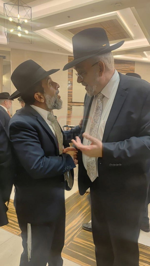 הפדיחה של בן האדמו"ר | 'זופניק בכיכר' עם כל התמונות, הנייעס והחשיפות של השבוע