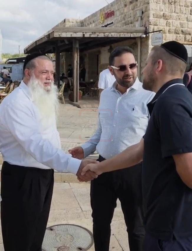 הפדיחה של בן האדמו"ר | 'זופניק בכיכר' עם כל התמונות, הנייעס והחשיפות של השבוע