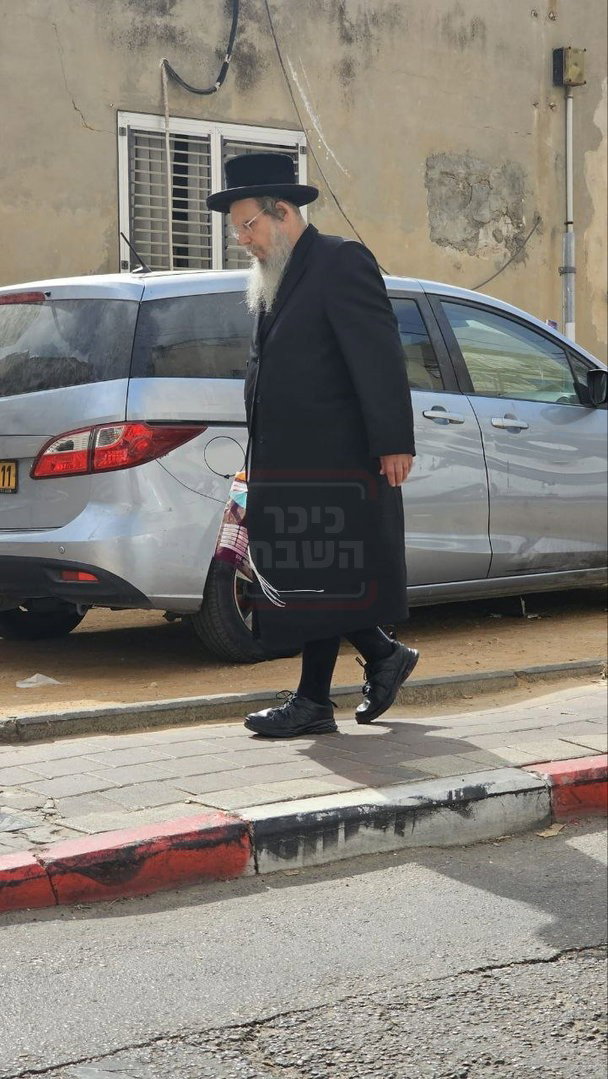 הפדיחה של בן האדמו"ר | 'זופניק בכיכר' עם כל התמונות, הנייעס והחשיפות של השבוע