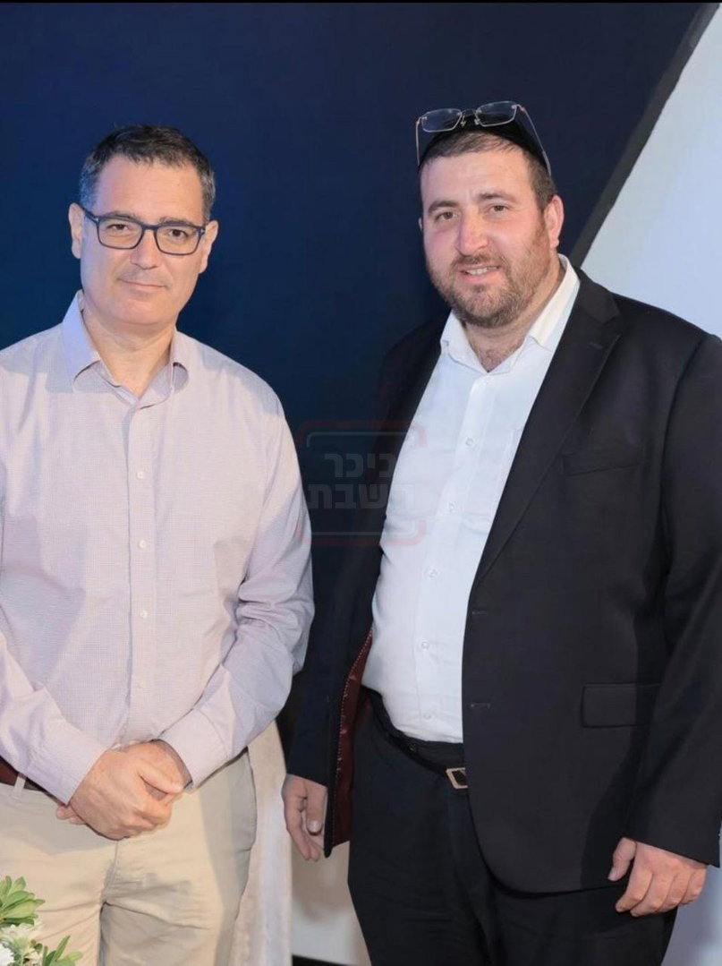 הפדיחה של בן האדמו"ר | 'זופניק בכיכר' עם כל התמונות, הנייעס והחשיפות של השבוע