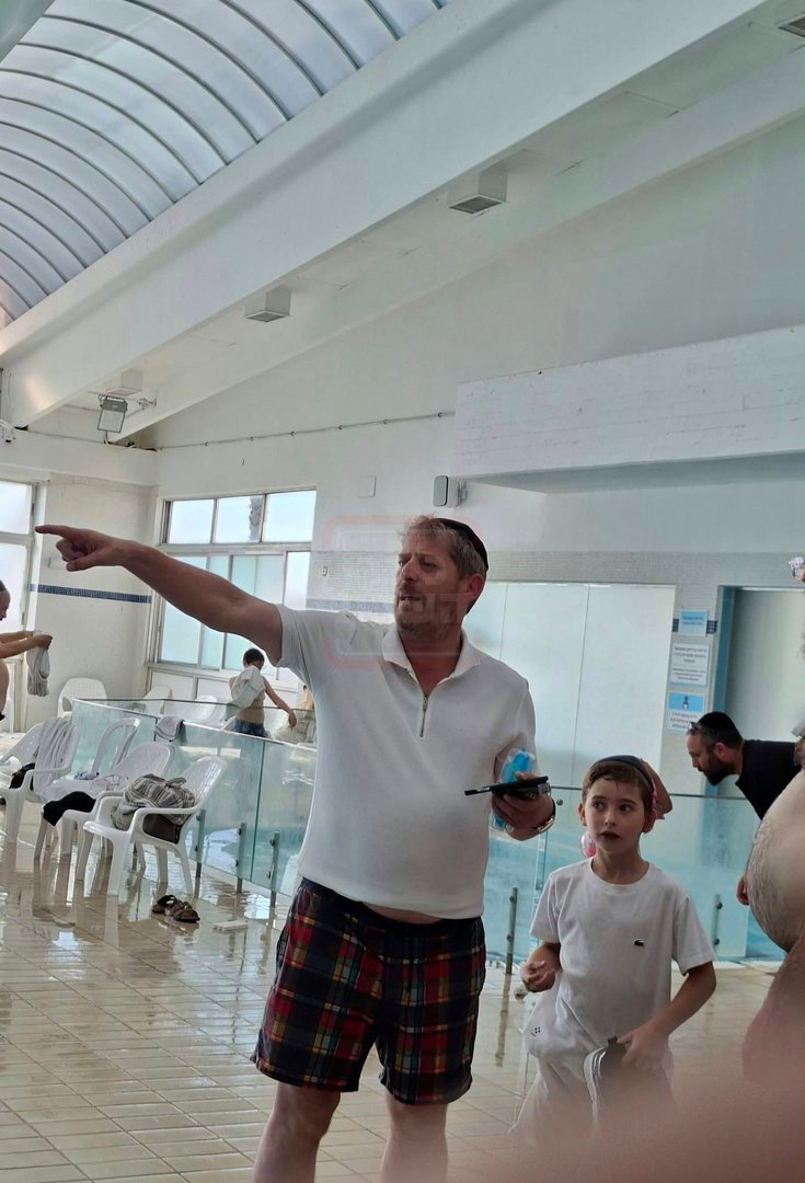 הפדיחה של בן האדמו"ר | 'זופניק בכיכר' עם כל התמונות, הנייעס והחשיפות של השבוע