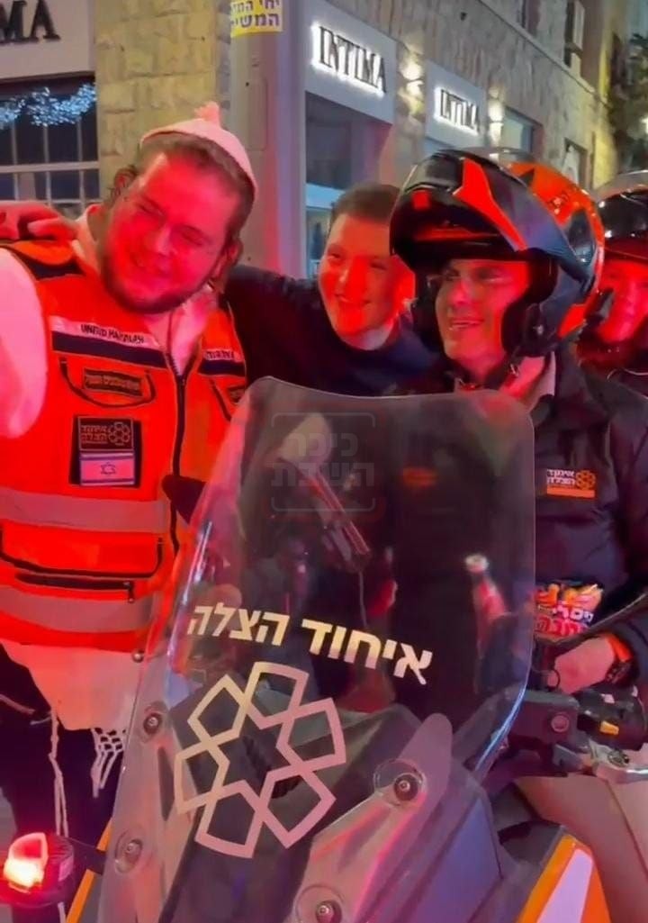הפדיחה של בן האדמו"ר | 'זופניק בכיכר' עם כל התמונות, הנייעס והחשיפות של השבוע