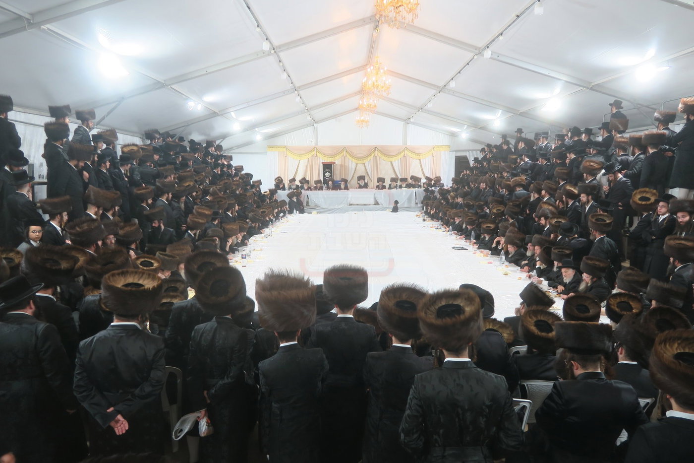 האדמו"ר מנדבורנה בשבת התאחדות במירון