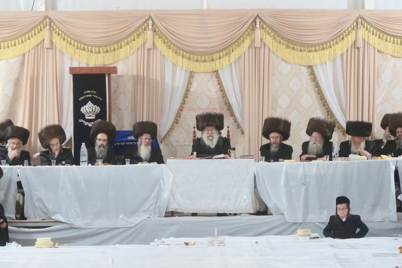 האדמו"ר מנדבורנה בשבת התאחדות במירון